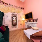 трирівневий лофт із спальнею-укриттям Self Check-in 247 Οδησσός