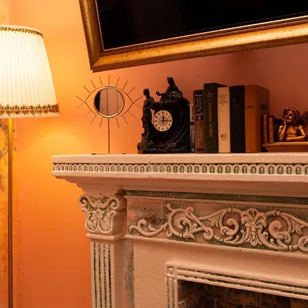 трирівневий лофт із спальнею-укриттям Self Check-in 247 Appartement *