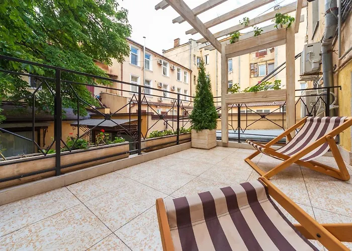 Appartement трирівневий лофт із спальнею-укриттям Self Check-in 247 Odessa