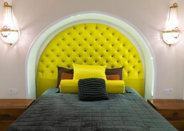 трирівневий лофт із спальнею-укриттям Self Check-in 247 公寓