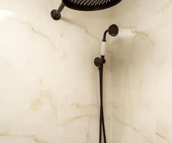 трирівневий лофт із спальнею-укриттям Self Check-in 247 * 敖德萨