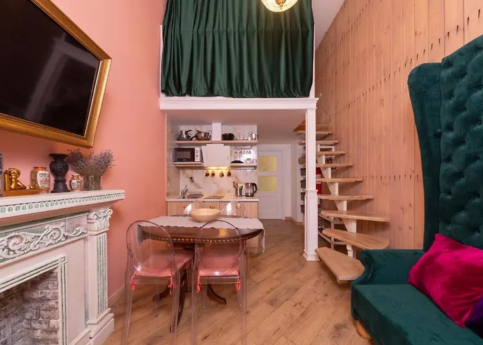 трирівневий лофт із спальнею-укриттям Self Check-in 247 Appartement