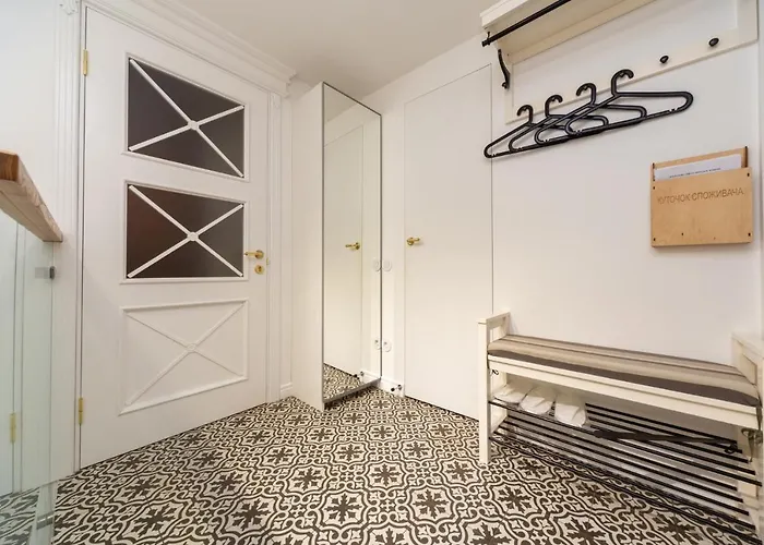 Appartement трирівневий лофт із спальнею-укриттям Self Check-in 247 *