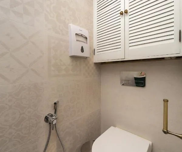 Appartement трирівневий лофт із спальнею-укриттям Self Check-in 247