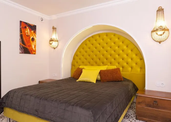 трирівневий лофт із спальнею-укриттям Self Check-in 247 公寓 *