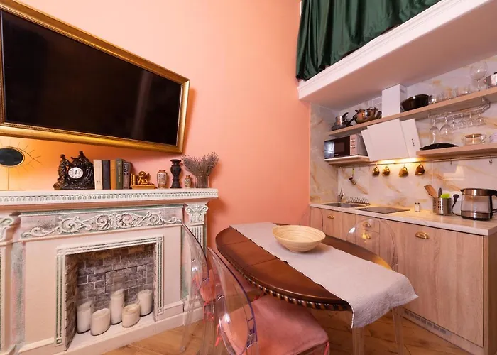 Appartement трирівневий лофт із спальнею-укриттям Self Check-in 247 Odessa