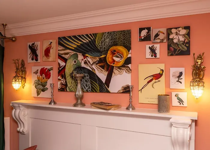 трирівневий лофт із спальнею-укриттям Self Check-in 247 敖德萨