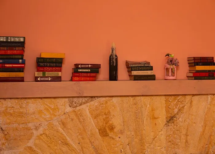 трирівневий лофт із спальнею-укриттям Self Check-in 247 敖德萨