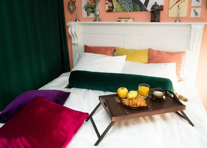 아파트 трирівневий лофт із спальнею-укриттям Self Check-in 247 *